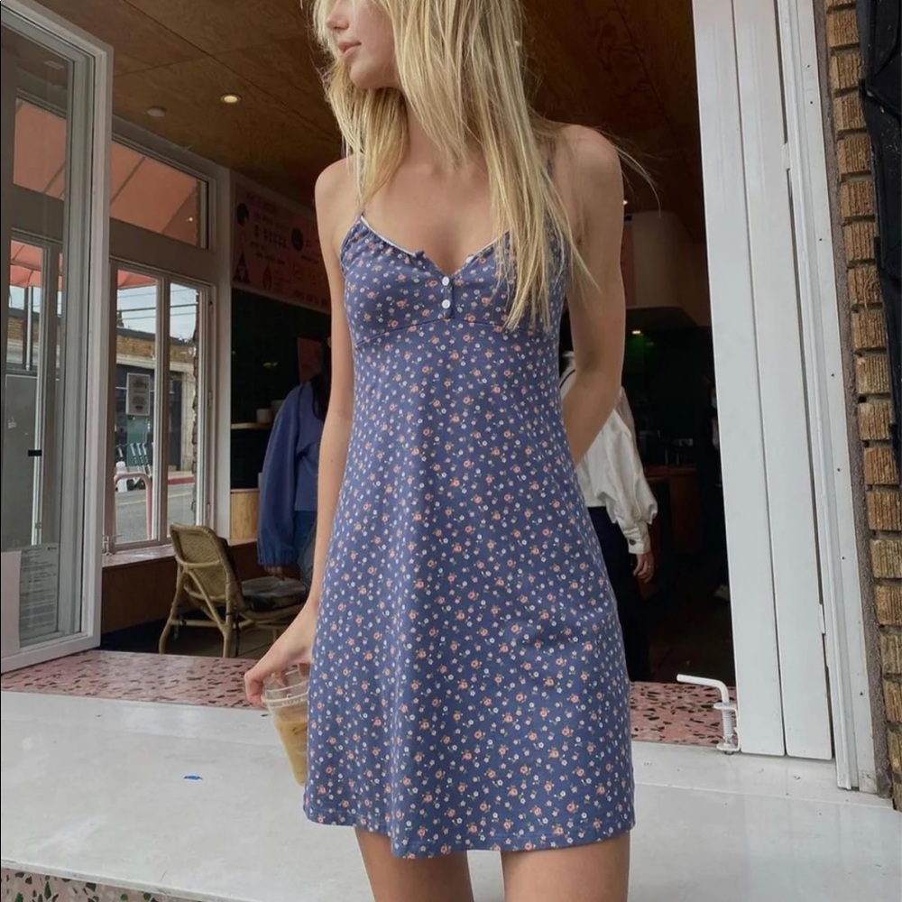 Brandy Melville Ariana dress